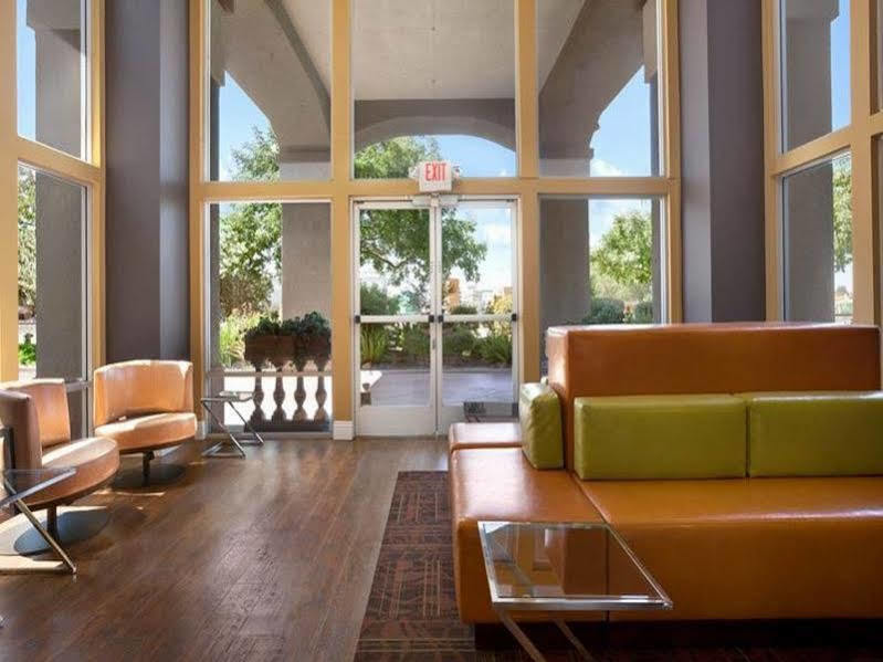 Hotel Baymont By Wyndham Modesto Salida Exterior foto